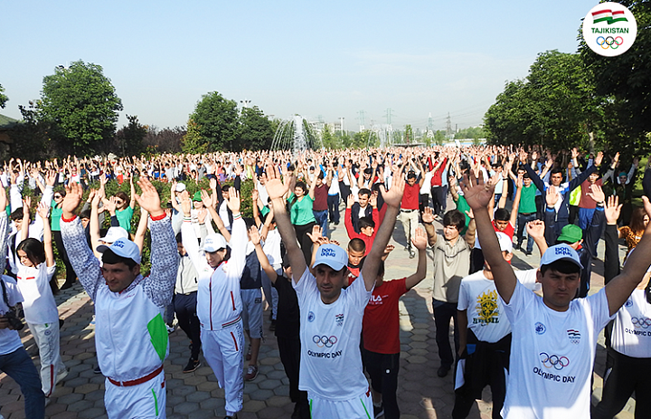 Tajikistan celebrates Olympic Day with National Cycling Marathon 